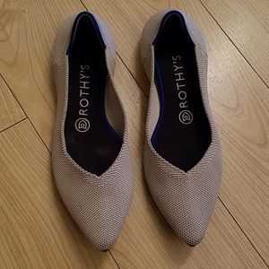 Rothy's the point shoe